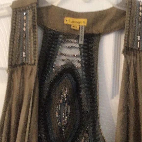 Beautiful draped vest /large beadwork design in back and beads on shou… - Picture 4 of 4